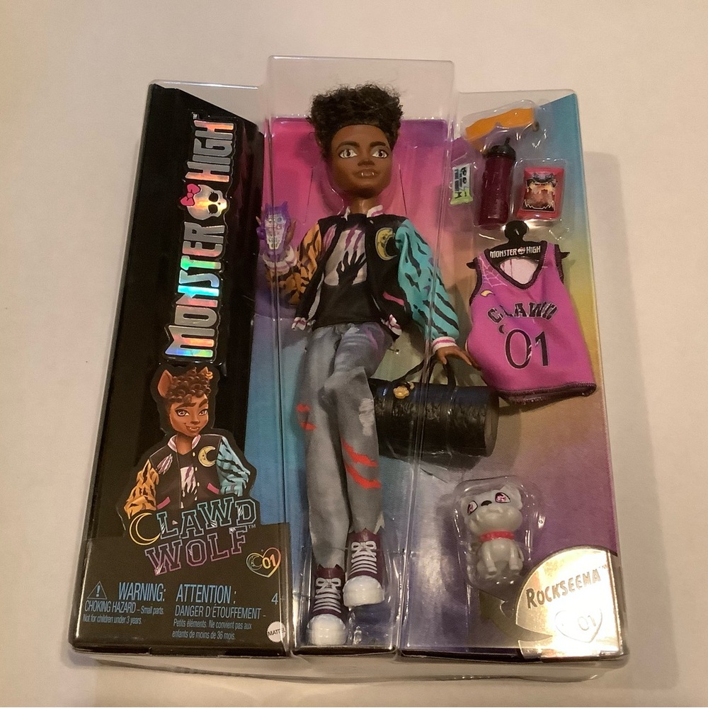 Monster High Clawd Wolf Doll with Pink and Black Outfit New